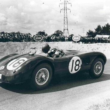 Hamilton en route to overall victory, Le Mans, 1953